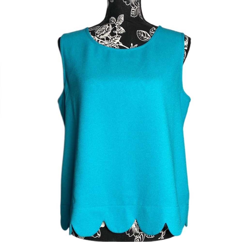 The Limited Scoopneck Scalloped Hem Sleeveless Tank Top Dress Blouse Medium NWOT